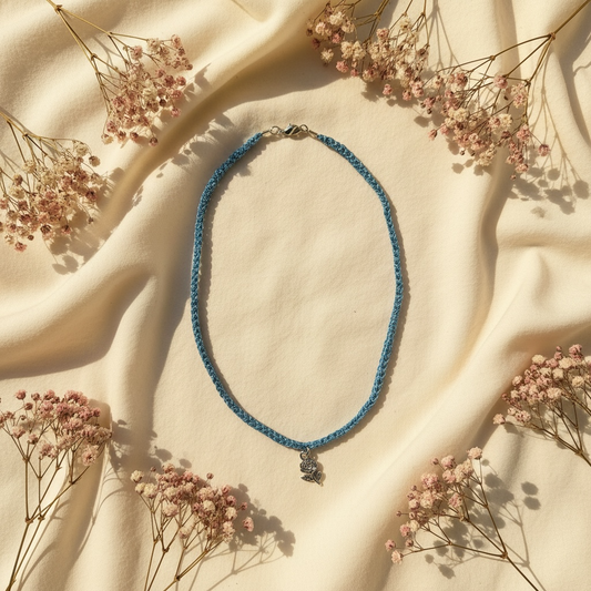 Spighetta - Collana girocollo Filato denim - Ciondolo rosellina
